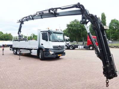 Mercedes-Benz Antos 2830 Kraanwagen open Laadbak Fassi F295 + FLY-JIB foto 2