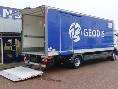 Mercedes-Benz Atego 1218 Bakwagen + Laadklep DHollandia 1500kg foto 3