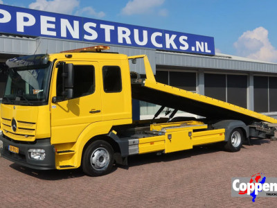 Mercedes-Benz Atego 1221 L Takelwagen 6 persoons