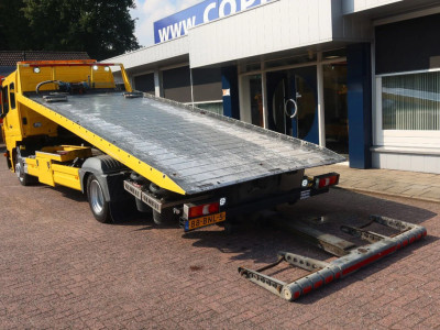 Mercedes-Benz Atego 1221 L Takelwagen 6 persoons foto 5
