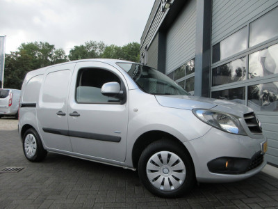 Mercedes-Benz Citan 109cdi, met Airco, 3-Zits. foto 13