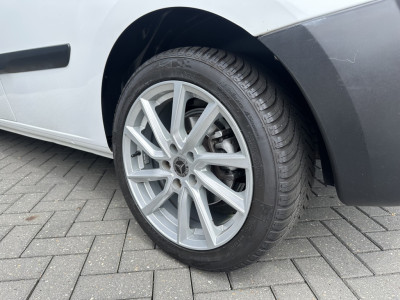 Mercedes-Benz Citan 112 BENZINE 115 PK / BPM VRIJ / 1e EIGENAAR / NAVI / AIRCO / 17 INCH foto 13