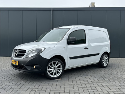 Mercedes-Benz Citan 112 BENZINE 115 PK / BPM VRIJ / 1e EIGENAAR / NAVI / AIRCO / 17 INCH foto 2
