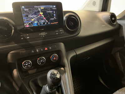 Mercedes-Benz Citan 112 CDI L2 Pro / Euro 6 / Bott Inrichting / Airco / CarPlay / Cruise Control / Camera / Navigatie / Klep / 90.000 KM !! foto 8