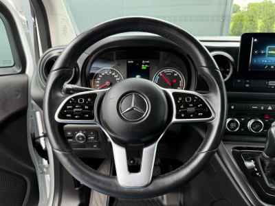 Mercedes-Benz Citan 112 Pro L2H1 / 51 kWh / 6.716 KM / ** RIJKLAAR ** /  LED HIGH PERFORMANCE KOPLAMPEN / CAMERA / ECC / TREKHAAK / STOELVERW foto 10