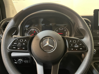 Mercedes-Benz Citan 113 L2 Pro Automaat Benzine / Euro 6 / Airco / CarPlay / Cruise Control / Camera / Trekhaak / LMV / 14.000 KM !! foto 11