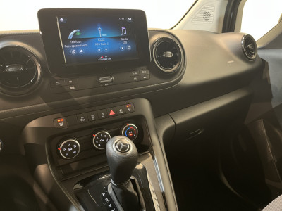 Mercedes-Benz Citan 113 L2 Pro Automaat Benzine / Euro 6 / Airco / CarPlay / Cruise Control / Camera / Trekhaak / LMV / 14.000 KM !! foto 7