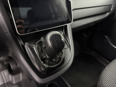 Mercedes-Benz Citan BlueEFFICIENCY | Marge | Multimedia | Imperiaal | Trekhaak | Airco | Multimedia | Camera foto 15