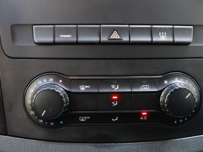 Mercedes-Benz E-Vito Extra Lang 90 kWh / 92% SOH / WLTP 365KM / Carplay / Navi / Camera foto 18
