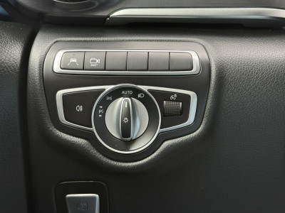 Mercedes-Benz EQV 300 90kWh AVANTGARDE / DUBBELE CABINE / MEMORY / 2x ELEKTRISCHE  SCHUIFDEUR / PANO / BURMESTER / LEDER / LED / VENTILATIE / 360 CAMERA / BLINDSPOT foto 18