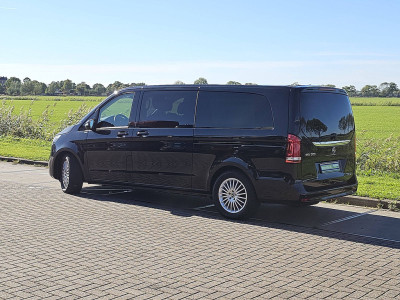 Mercedes-Benz EQV 300 ExtraLang L3 8 Persoons 2x Elektrische Schuifdeur LED PDC Airco Mbux Navi Cruise Control Camera 90 kWh Automaat 204 PK! foto 6