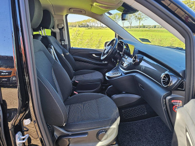 Mercedes-Benz EQV 300 ExtraLang L3 8 Persoons 2x Elektrische Schuifdeur LED PDC Airco Mbux Navi Cruise Control Camera 90 kWh Automaat 204 PK! foto 7