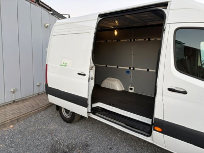 Mercedes-Benz ESprinter 320 L2H2 81kWh 204pk Automaat | VOLLEDIG ELEKTRISCH! foto 7