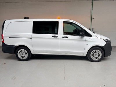 Mercedes-Benz EVito Elektrisch Servicewagen Automaat Lang 66 kWh L2H1 3 Persoons BOTT Inrichting RIJKLAARPRIJS! foto 9