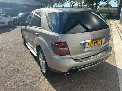 Mercedes-Benz M-klasse olie verbruik 306 pk foto 11