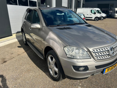 Mercedes-Benz M-klasse olie verbruik 306 pk foto 2
