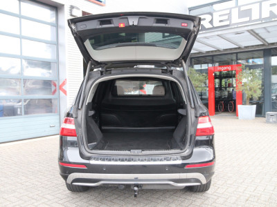 Mercedes-Benz ML 350 CDI | Grijs kenteken | Luchtvering | Schuifdak | 3.5t trekgewicht.. 3