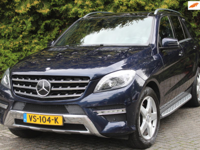 Mercedes-Benz ML 350 BLUETEC 4MATIC 259PK Automaat Grijs Kenteken Panoramadak| Trekhaak | Parkeercamera | Memory | Leder