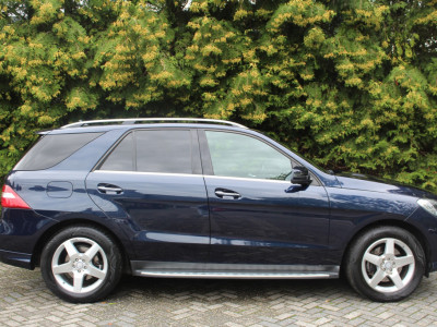 Mercedes-Benz ML 350 BLUETEC 4MATIC 259PK Automaat Grijs Kenteken Panoramadak| Trekhaak | Parkeercamera | Memory | Leder foto 9