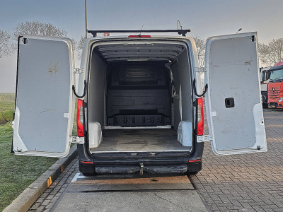 Mercedes-Benz SPRINTER 211 L2H1 Euro6 Mbux AC! 12
