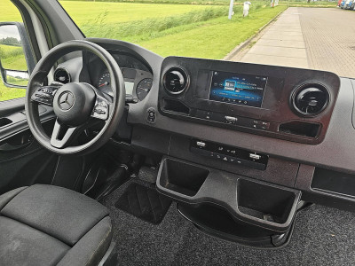 Mercedes-Benz SPRINTER 214 CDI AUT. L2H2 8