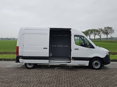 Mercedes-Benz SPRINTER 215 L2H2 Mbux Automaat Distronic Camera Euro6 150Pk Mf-Stuurwiel! foto 14