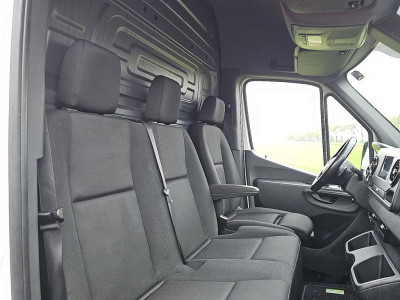 Mercedes-Benz SPRINTER 215 L2H2 Mbux Automaat Distronic Camera Euro6 150Pk Mf-Stuurwiel! foto 7