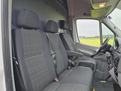 Mercedes-Benz SPRINTER 311 7