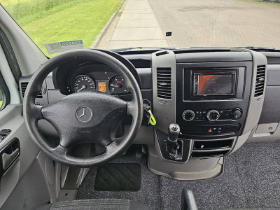 Mercedes-Benz SPRINTER 311 8