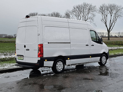Mercedes-Benz SPRINTER 311 CDI 37 L2H2 3