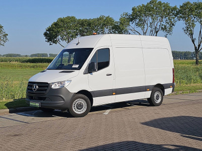 Mercedes-Benz SPRINTER 311 L2H2 MBUX10 RDW 2