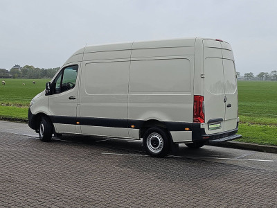 Mercedes-Benz SPRINTER 311 L2H2 Mbux Achterwielaandrijving Airco Euro6 1e Eigenaar! foto 6