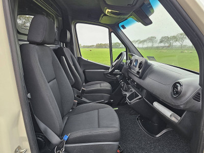 Mercedes-Benz SPRINTER 311 L2H2 Mbux Achterwielaandrijving Airco Euro6 1e Eigenaar! foto 7