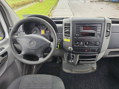 Mercedes-Benz SPRINTER 311 L3H2 Koerier Post-NL Maxi Automaat Euro6 Onderhoudshistorie Sidebars! foto 8