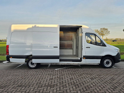 Mercedes-Benz SPRINTER 311 L3H2, automaat, airco, camera, side bars, POST NL uitv., 116 dkm. foto 13