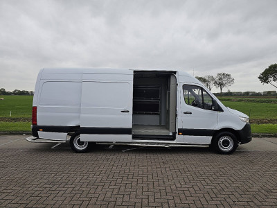 Mercedes-Benz SPRINTER 311 L3H2, automaat, airco, camera, side bars, POST NL uitv., 119 dkm. foto 13