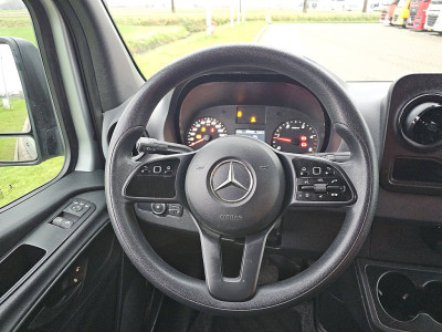 Mercedes-Benz SPRINTER 315 L2H2 RWD Mbux 11
