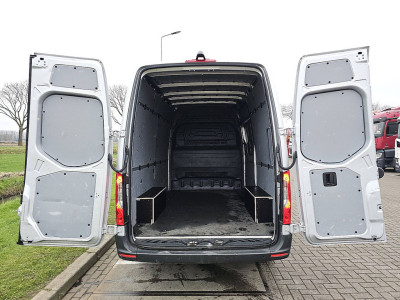 Mercedes-Benz SPRINTER 315 L2H2 RWD Mbux 14