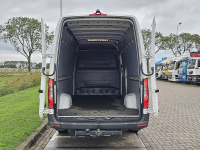 Mercedes-Benz SPRINTER 315 L3H2 Automaat MBUX foto 13