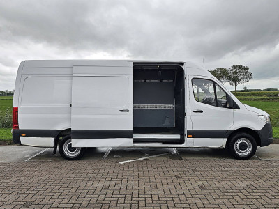 Mercedes-Benz SPRINTER 315 L3H2 Automaat MBUX foto 14