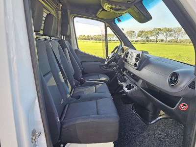 Mercedes-Benz SPRINTER 316 L2H2 RWD 3.5t-Trekhaak Mbux Navi Camera WP-Inrichting 3 Zits Airco Euro6 163 PK! foto 7