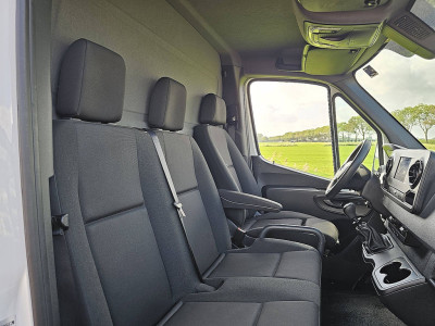 Mercedes-Benz SPRINTER 317 Bakwagen Laadklep! foto 7