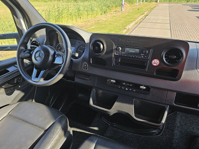 Mercedes-Benz SPRINTER 317 Bakwagen Laadklep! foto 8