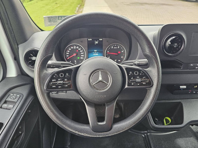 Mercedes-Benz SPRINTER 317 L2H2 Automaat AC foto 12