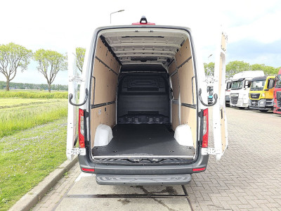 Mercedes-Benz SPRINTER 317 L2H2 LED Mbux10 14