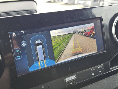 Mercedes-Benz SPRINTER 317 L2H2 LED Mbux10 17