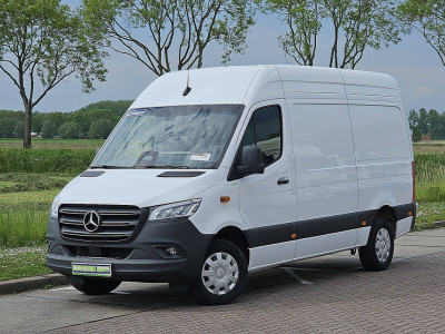 Mercedes-Benz SPRINTER 317 L2H2 LED Mbux10 2
