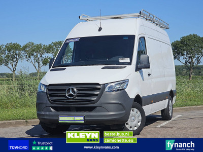 Mercedes-Benz SPRINTER 317 L2H2 LED Mbux RWD!