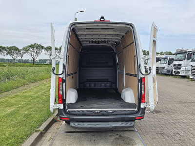 Mercedes-Benz SPRINTER 317 L2H2 LED RWD Mbux10 10