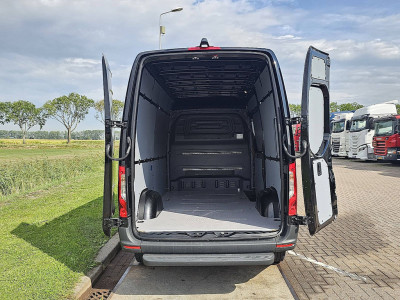 Mercedes-Benz SPRINTER 317 L2H2 Mbux Navi AC foto 12